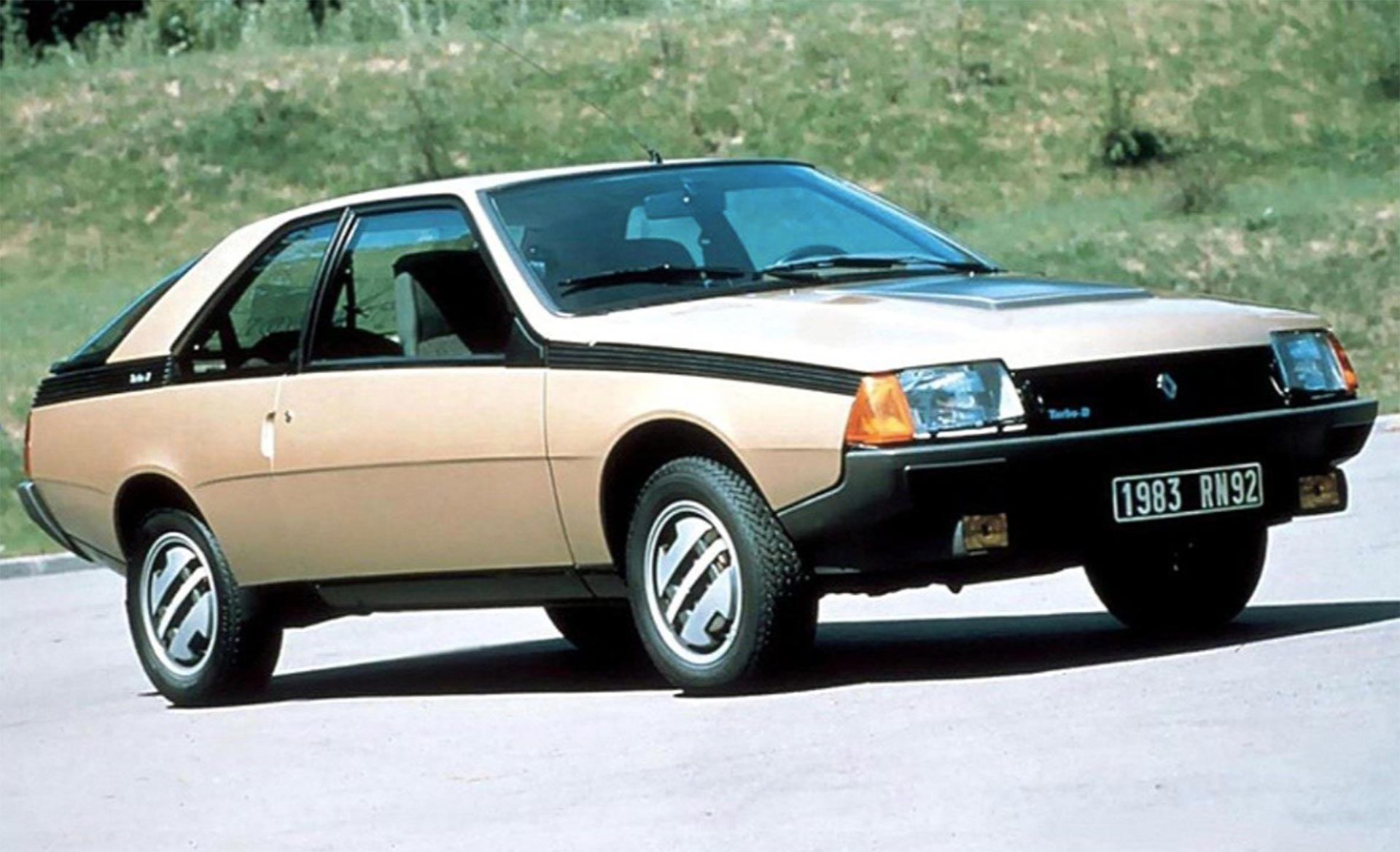 Renault Fuego crema